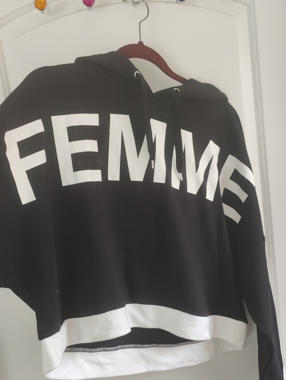 bar III Femme Black & White Pullover Hoodie